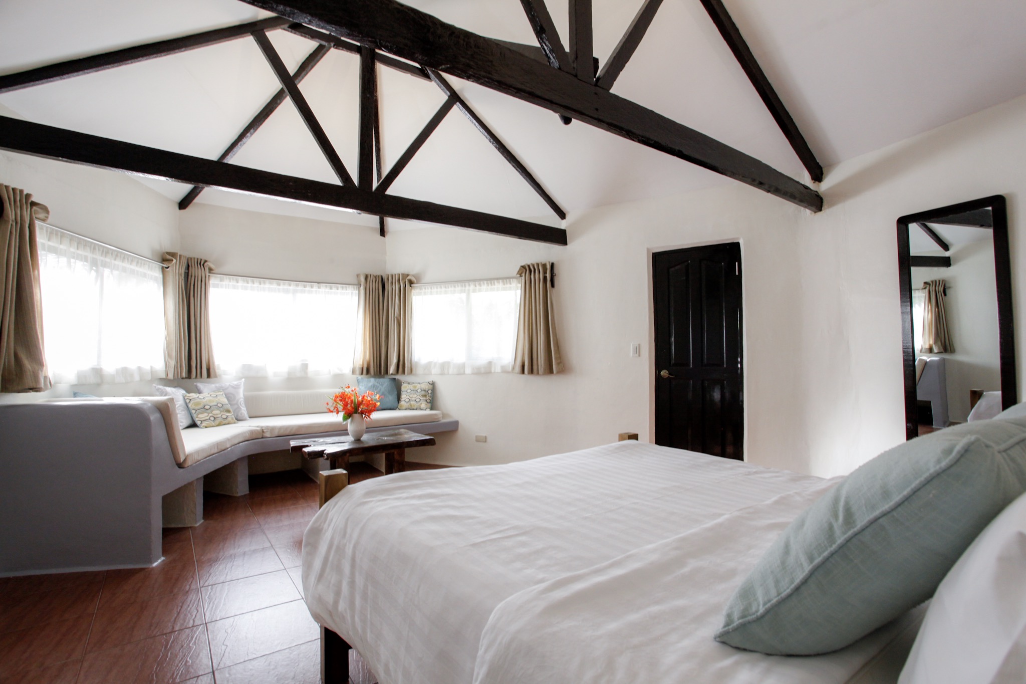 Spacious large open hotel room Private Pool View Cottage luxury room