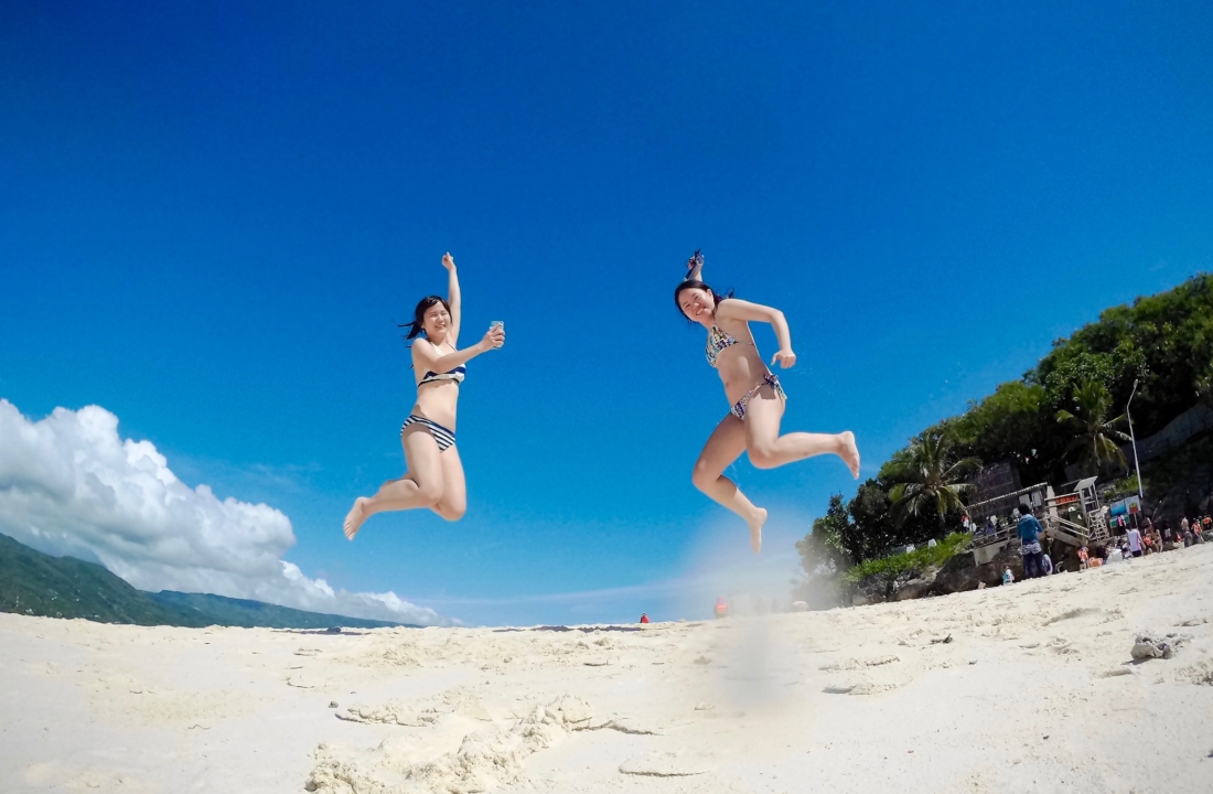 New Experiences swimming with Whale Sharks in Cebu Philippines, Oslob