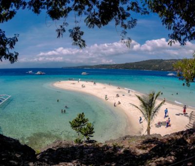 Sumilon Island Sandbar snorkeling tour Oslob Cebu Philippines snorkeling boat island hopping tour